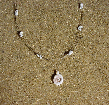 Rainbowstone Muschelschmuck