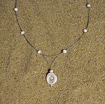 Rainbowstone Muschelschmuck