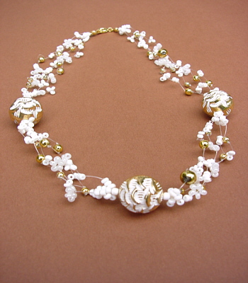 Perlenkette Rainbowstone.de